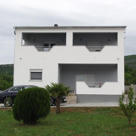 Apartmani Rudi Anić Exterior foto